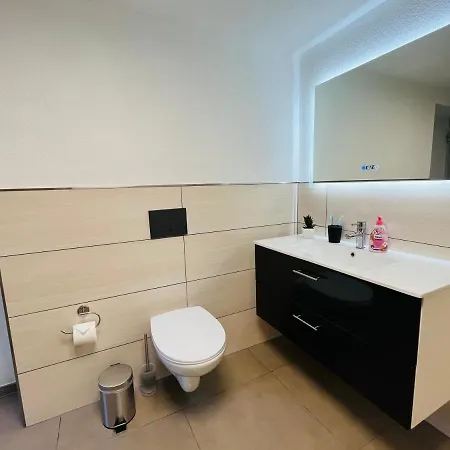 Zuhause Bei Zampich * 韦默尔斯基兴