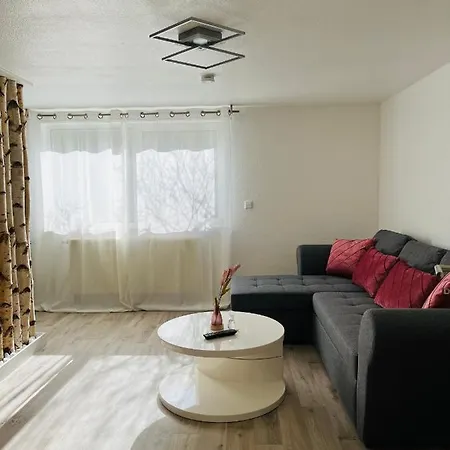 Zuhause Bei Zampich * 韦默尔斯基兴